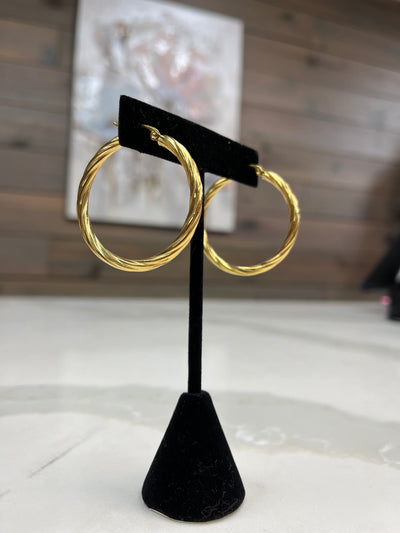 New Twist Hoops (ChanSutt)